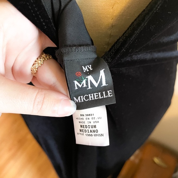 Black Velvet Dress - Picture 5 of 5